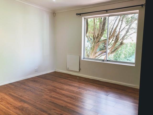 To Let 4 Bedroom Property for Rent in Hout Bay Western Cape